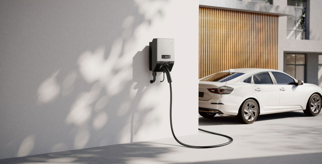 Зарядні станції для електромобілів фото